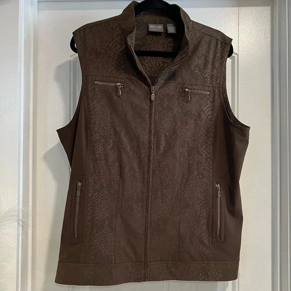 Additions by Chico’s Cocoa Brown Multi Zipper Lightweight Vest. Size 3. - Picture 1 of 14